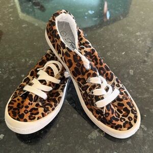 Women's Forever Link Leopard Velvet Sneakers Terry Knit Lining Sz 7 WORN ONCE